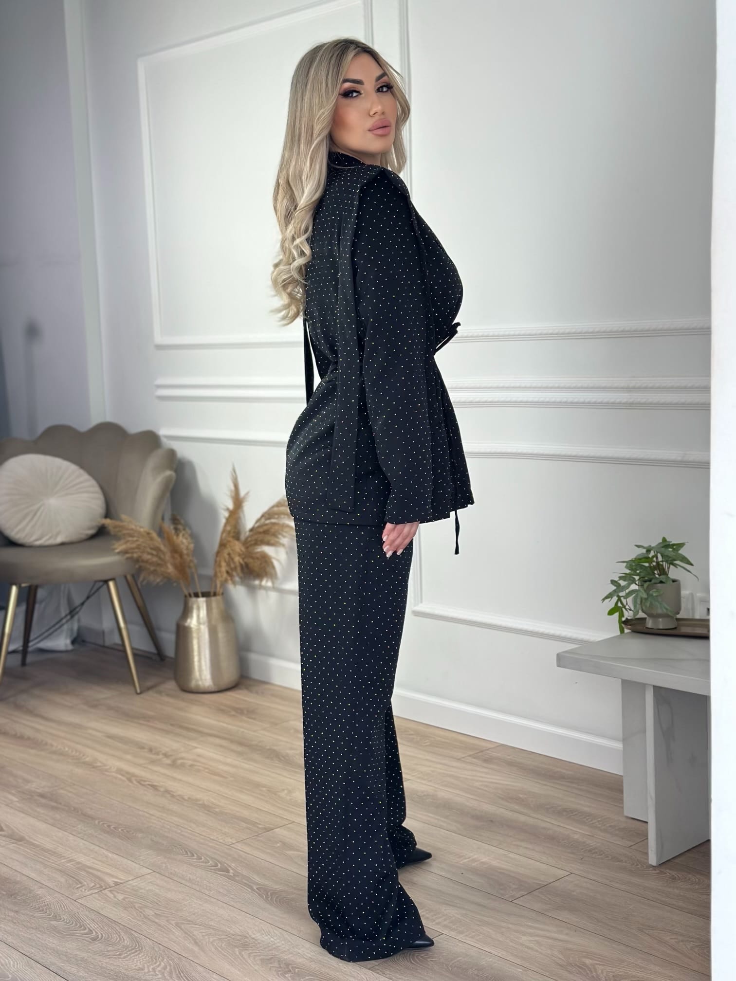 Noir Dots Suit